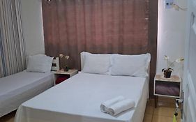 Quarto triplo com banheiro em Pousada e Restaurante
